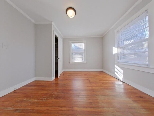 Photo - 197 Spring Garden Cir