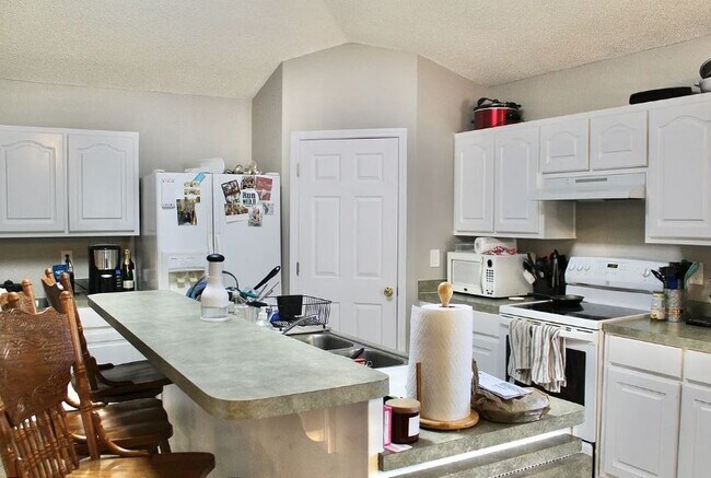 Photo - 1602 Trent St