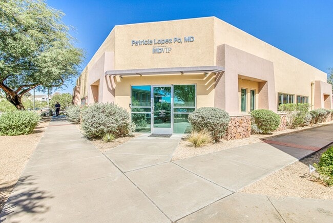 Building Photo - Move-in ready professional office space fo... Unit 550 S. Mesa Hills A-4 Rental