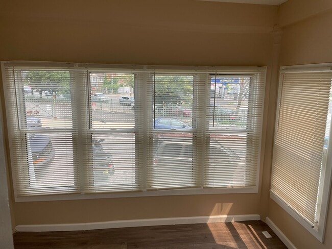 Photo - 1810 W Ruscomb St