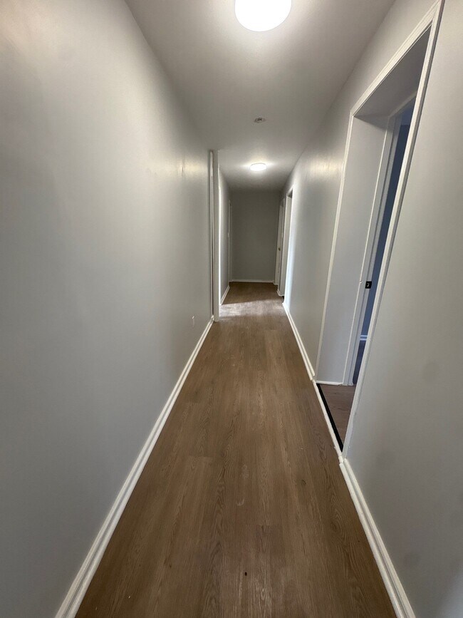 Photo - 17 Copp Ave Unité B2