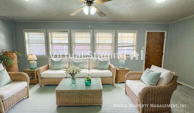 Photo - 5701 78th St