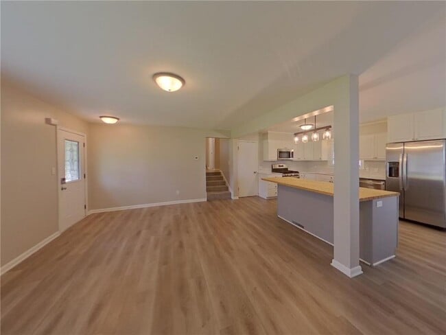 Photo - 7755 Eastwood Rd