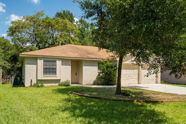 72 Oldstream Ct
