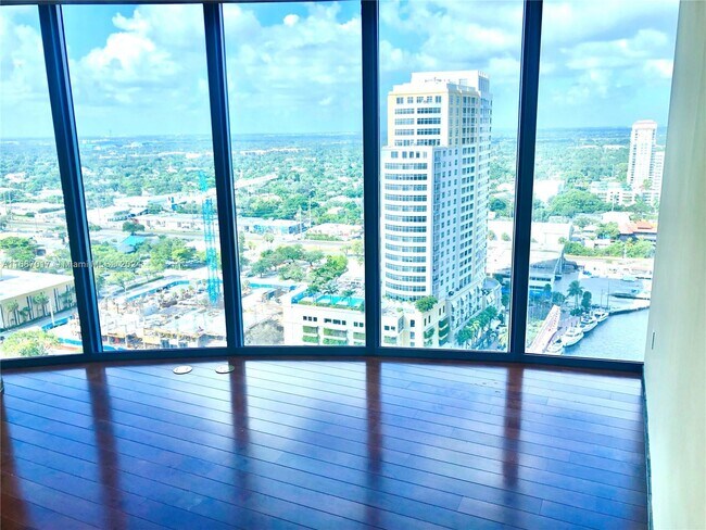Photo - 333 Las Olas Way Unit #2501