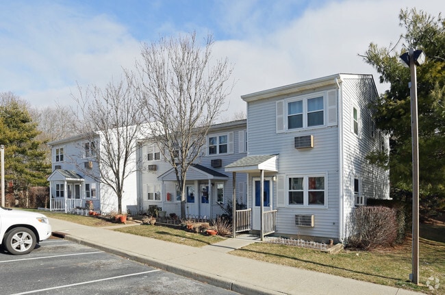 Photo - Whalebone Village Apartments