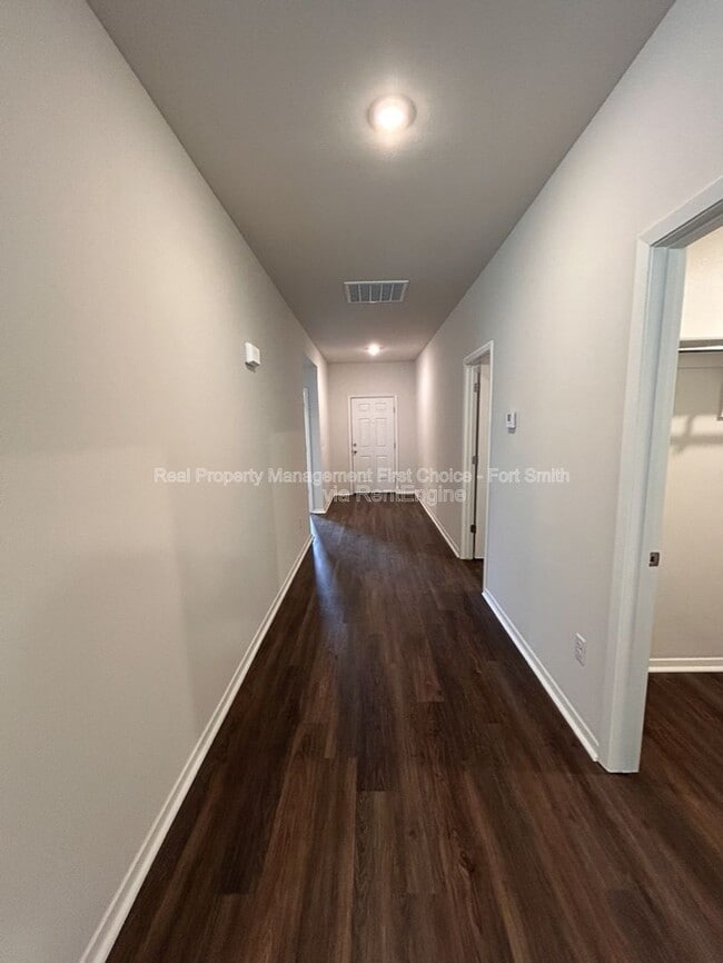 Photo - 10640 Cedar Wy