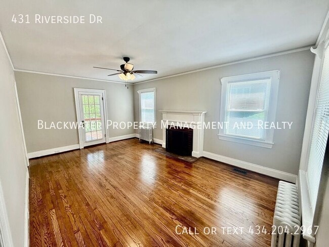 Photo - 431 Riverside Dr
