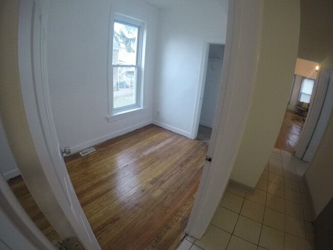 Photo - 1700 N Monticello Ave Unit 1