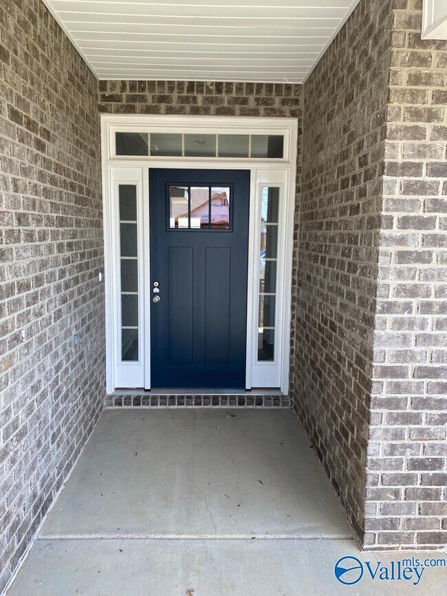 Photo - 121 Sorrelweed Dr