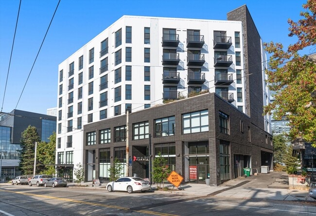 Pivot Apartments