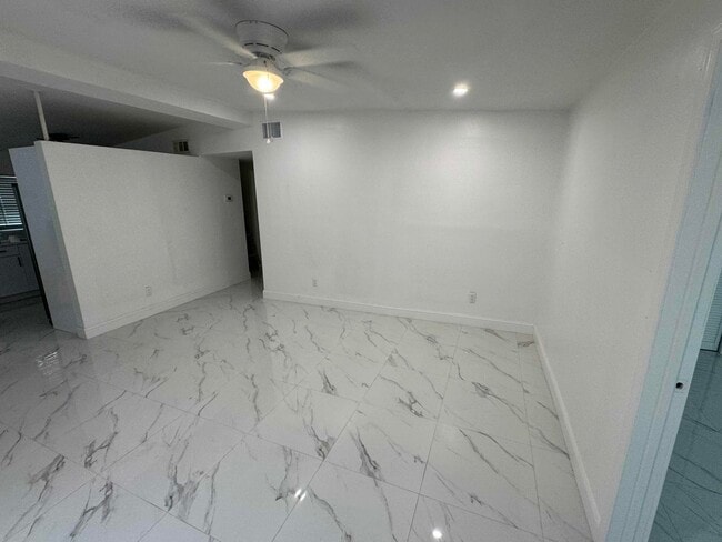 Photo - 508 Palm Ave Townhome