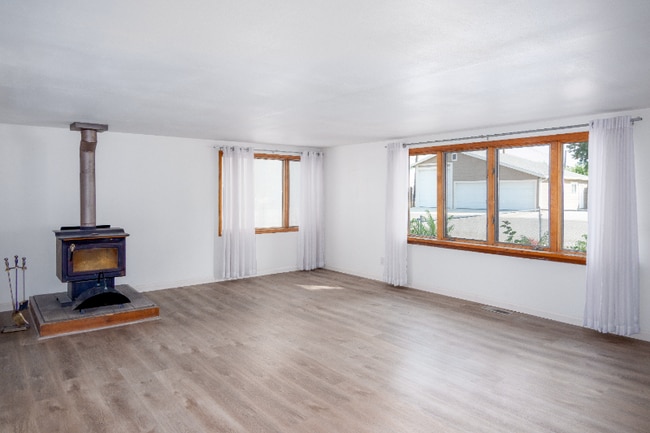 Photo - 1321 Dakota Ave