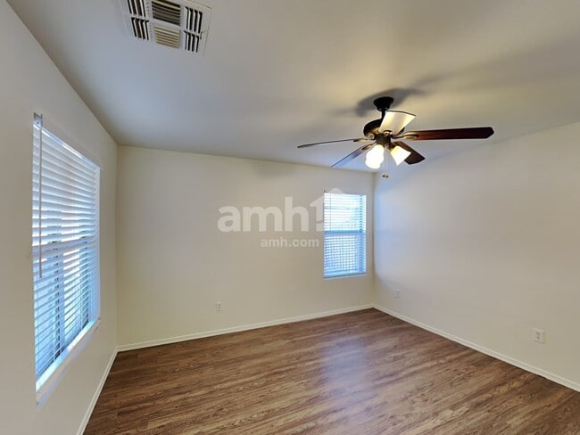 Photo - 1133 S 111th Cir