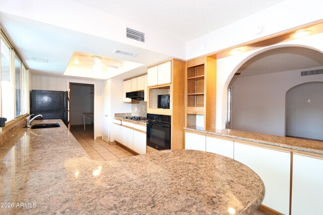 Photo - 1910 E Manhatton Dr