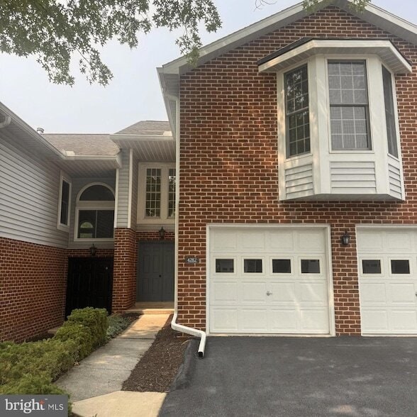 Building Photo - 4282 Wimbledon Dr
