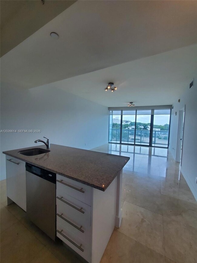 Photo - 888 Biscayne Blvd Unidad 311