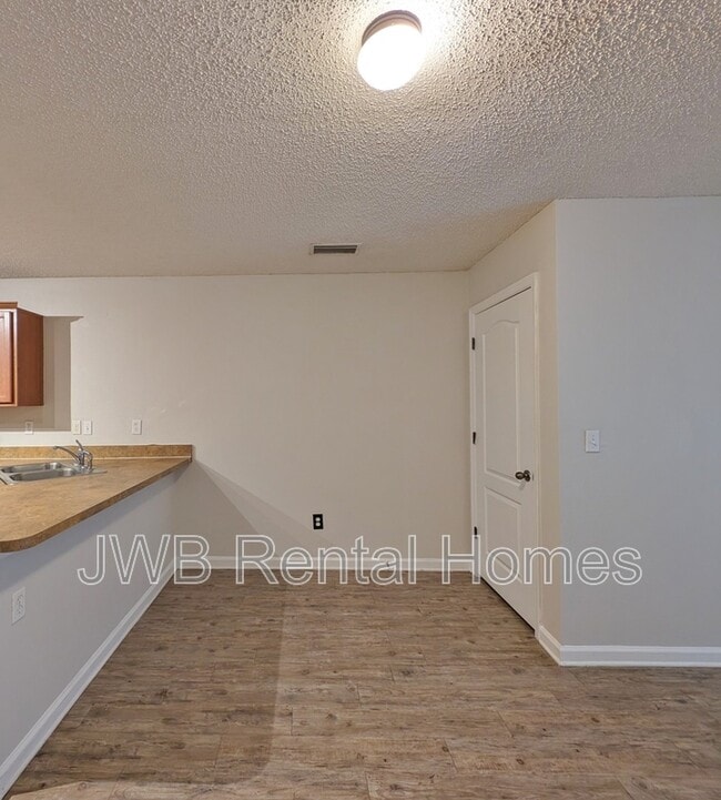 Photo - 4817 Playschool Dr