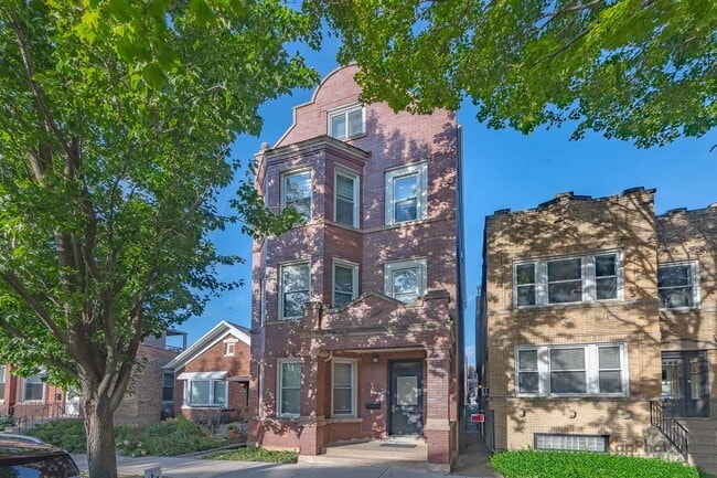 Building Photo - 3328 S Emerald Ave Unit 3