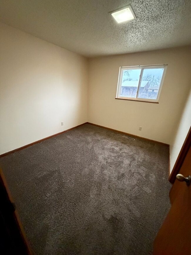 Photo - 3 Bedroom, 1 Bathroom House with Garage