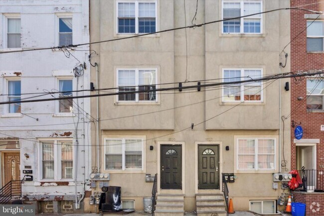 Building Photo - 1927 N Gratz St Rental