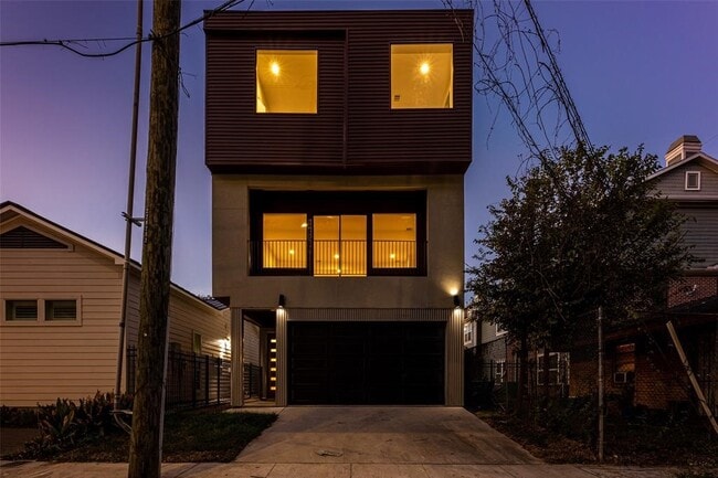 Building Photo - 1610 Victor St Rental