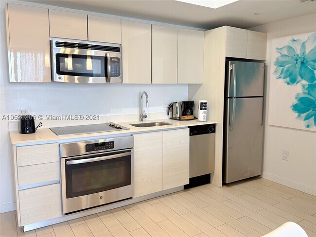 2602 Hallandale Ave Unit 2008A