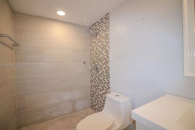 Photo - 10365 N Kendall Dr Unit D1