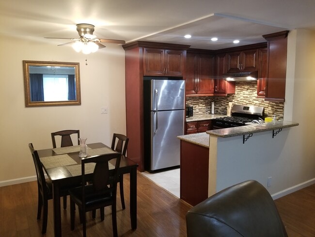 Photo - 4110 Elm Ave Unit 202