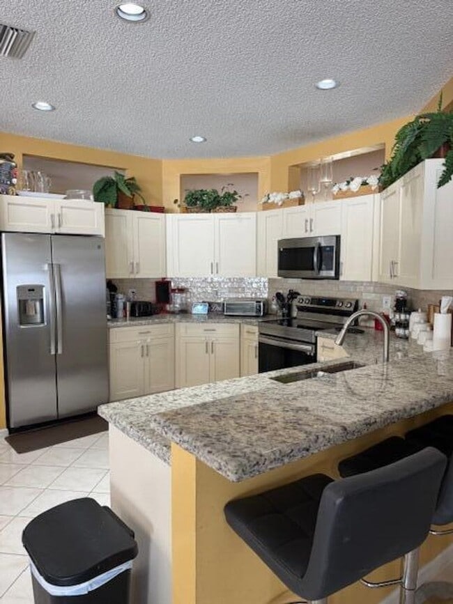 Photo - 7228 Chesapeake Cir