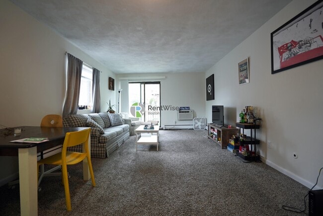 Building Photo - 116 Tremont St Rental