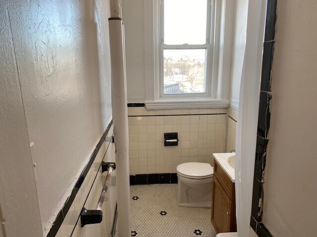 Photo - 1820 Commonwealth Ave Unit 35
