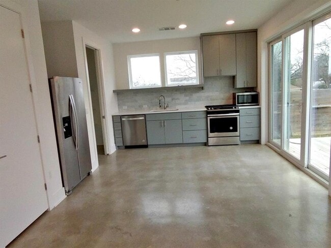 Photo - 7309 Bennett Ave