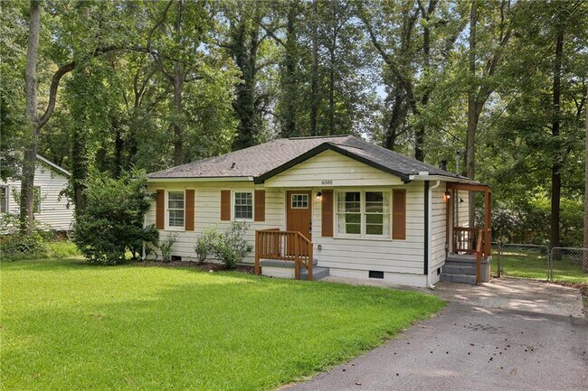 Photo - 6385 Lobelia Rd SW