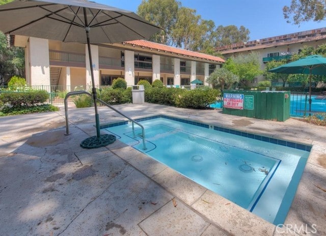 Photo - 5460 White Oak Ave Unit f202