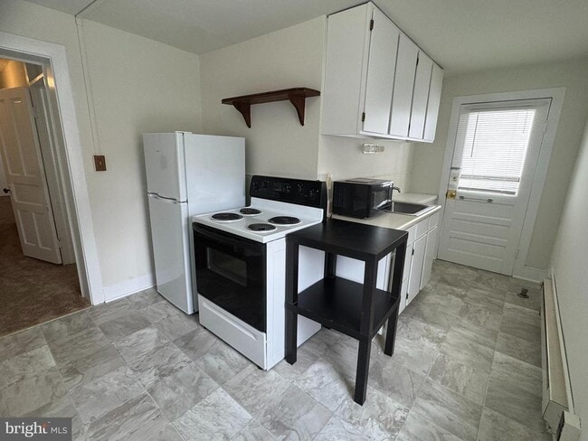 Photo - 41 E Patrick St