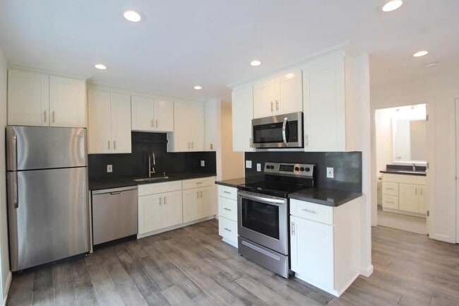 Photo - 1501 Church St Rental