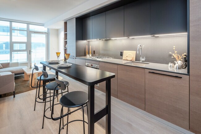 806 Kitchen - One Burrard Place