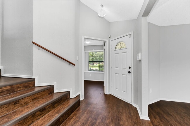 Building Photo - $1,000 Off first month.