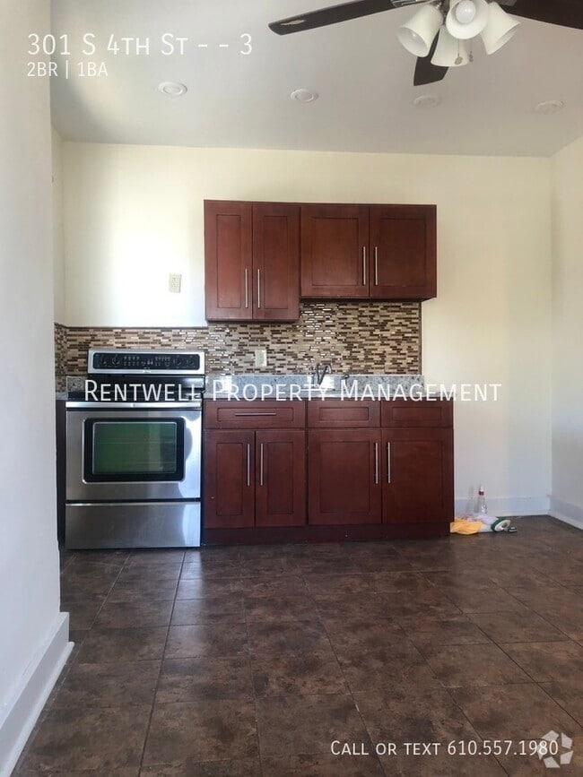 Building Photo - 301 S 4th St Unit 3 Rental