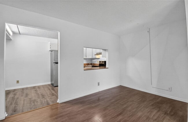 720 Sunny Pine Way Unit G2