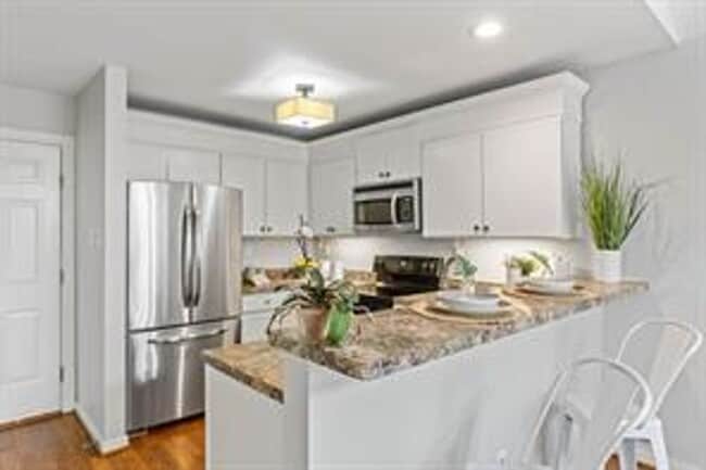 Photo - Chesterfield/Midlothian-Woodlake Subdivision- 1st Floor Bedroom