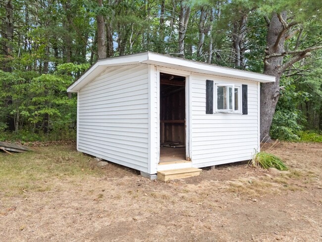 Photo - 381 Littlefield Rd Unit House