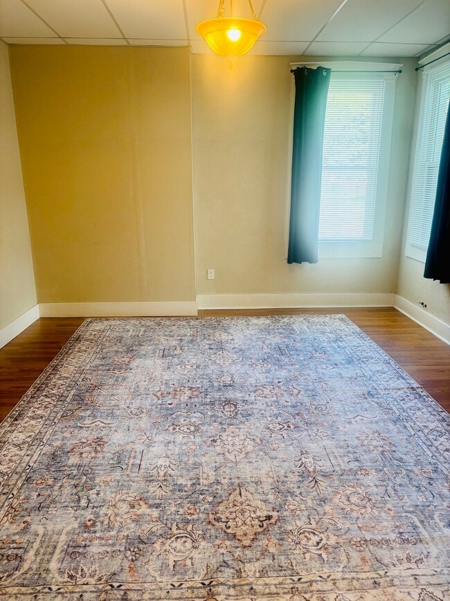 Photo - 654 Oak St Unidad Apt C