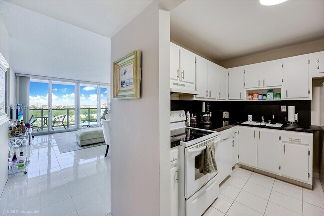 Photo - 100 Bayview Dr Unit 2102