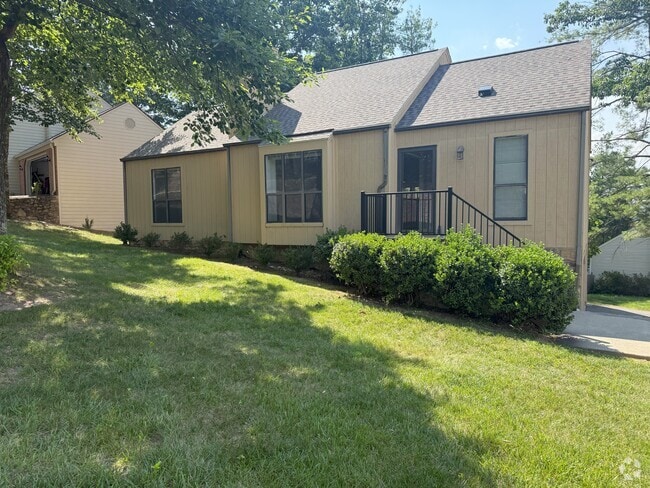Building Photo - 4554 Summerset Dr Rental