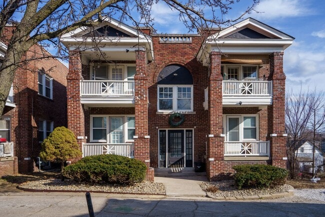 Building Photo - 2613-2615 Amie Ct Unit 2615 Amie Ct #2