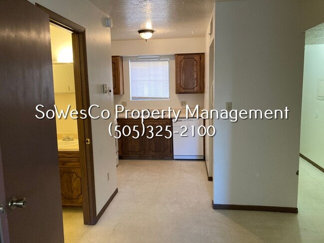 Photo - 2 Bedroom 1.5 Bath Townhome with Laundry Hookups