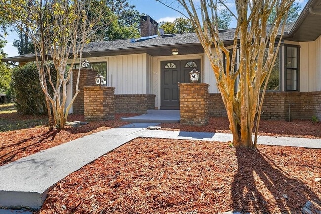 14252 Trinity Rd