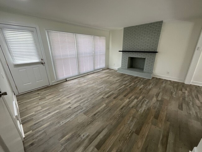 Photo - 4026 Sedgewood Ln
